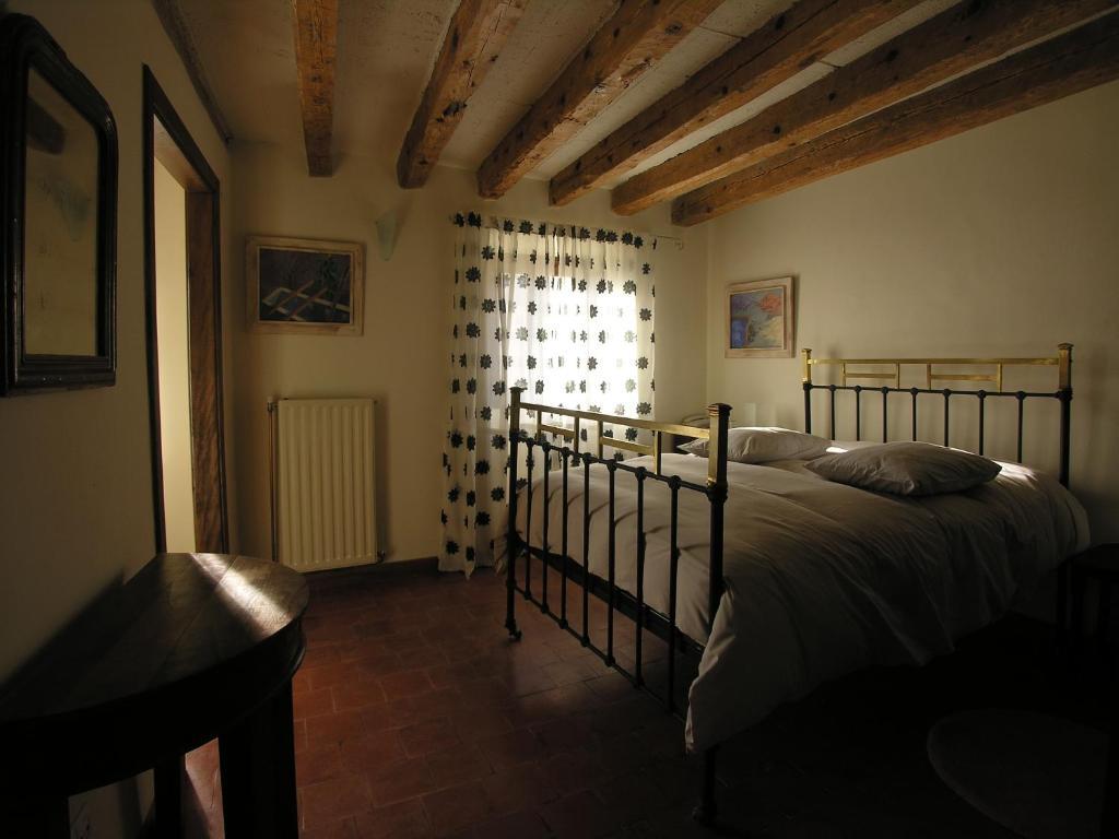 La Posada Del Pintor Тардахос Номер фото
