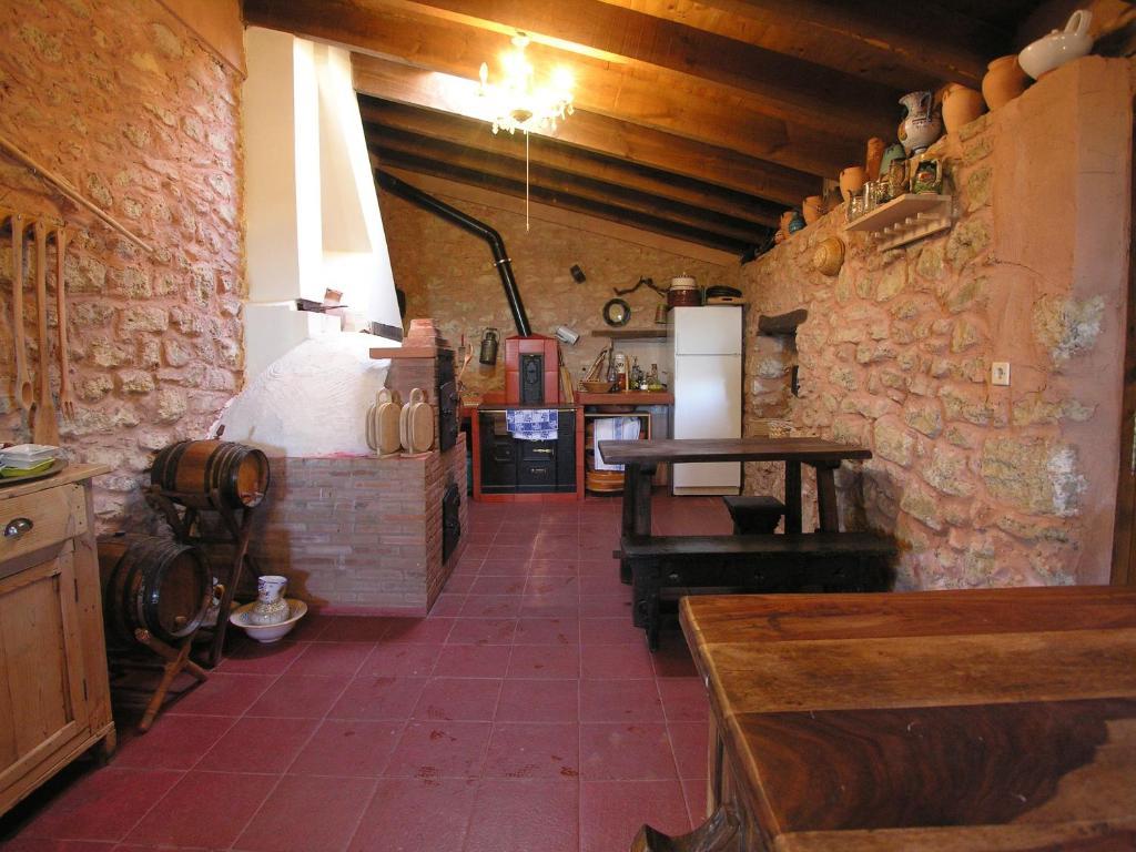 La Posada Del Pintor Тардахос Экстерьер фото
