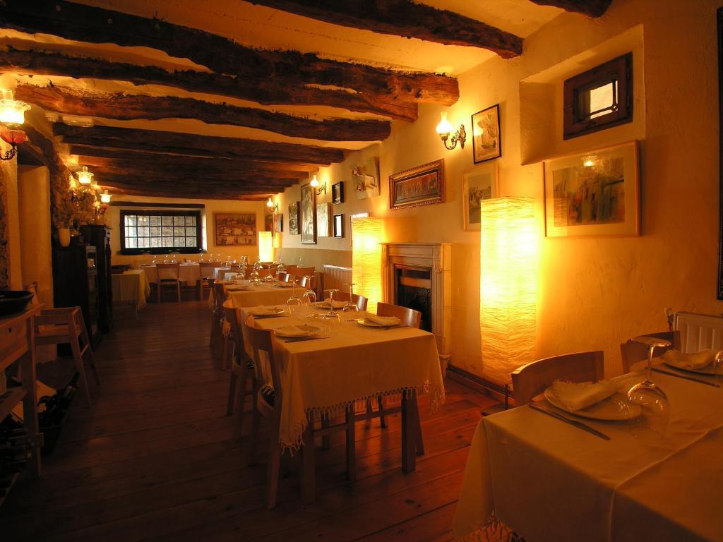 La Posada Del Pintor Тардахос Экстерьер фото